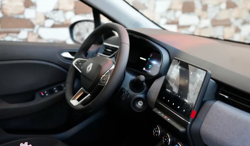 
								Renault Clio 5 – Noire full									